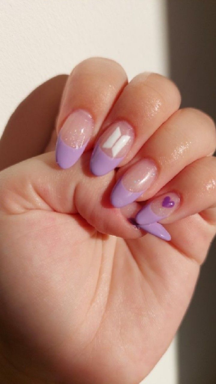 beautiful nail art Cute Purple Nail Ideas Short, Nail Art Bts Army, Pretty Nails Purple, Bts Nail Art Designs, Purple Short Nails Designs, Nails Inspo Purple, Bts Nails Designs, Nail Art Bts, Army Nail Art