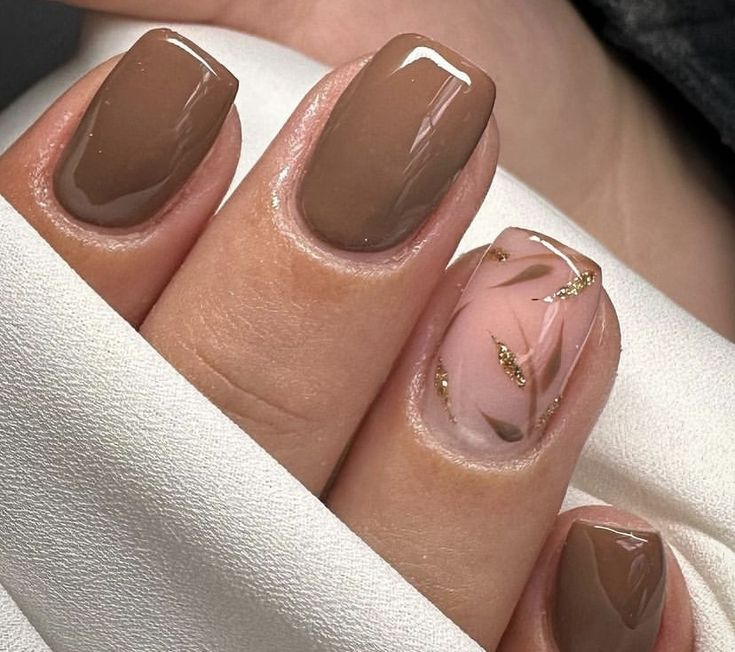 Nails Biab Autumn, Autumn Nails For Short Nails, Autumnal French Nails, French Manicure Fall Designs, Brown Nail Inspo Short, November Nails French, Biab Nails Inspiration Autumn, Acrylic Nails November, Autumn Nails Ideas 2024