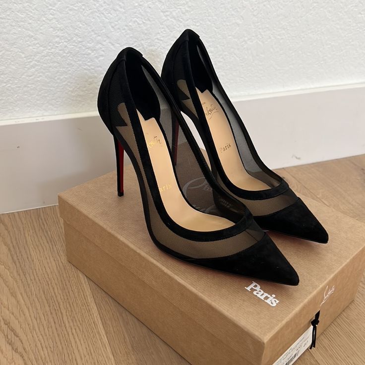 Christian Louboutin Galativi Black; Nwt; Never Worn I Just Missed The Return Window. Fake Louboutin Shoes, Black Luxury Heels, Louibittons Heels, Cristian Lobotan Heels, Expensive Shoes Luxury, Elegant Shoes Heels Classy, Designer Heels Louboutin, Louboutin Heels Outfit Classy, Loubuitton Shoes