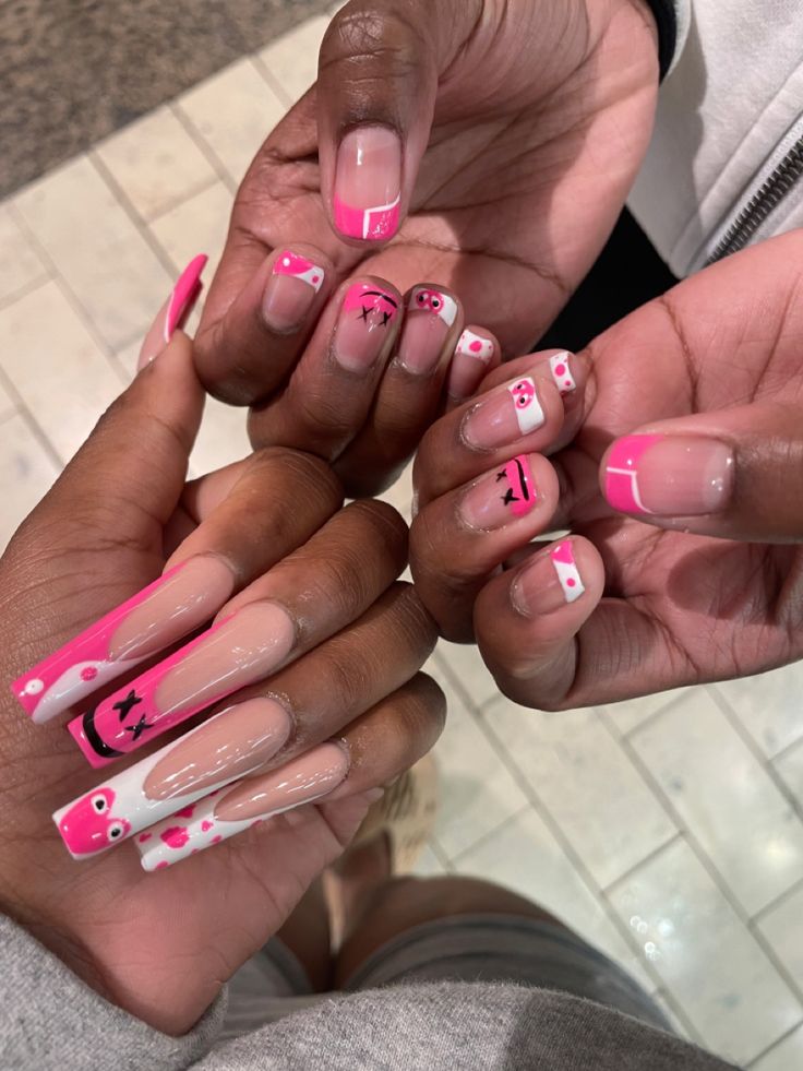 🏳️‍🌈 Fem And Stud Matching Nails, Pink Nails For Men, Matching Nails With Stud Girlfriend, Couple Nails Matching Black, Him And Her Matching Nails, His And Her Nail Designs, Matching Nail Sets For Couples, Wlw Matching Nails, Matching Nail Sets With Boyfriend