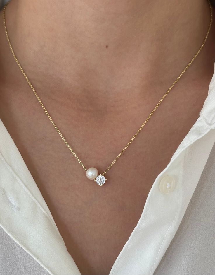 Solitaire Necklace, CZ Solitaire Necklace, Pearl Necklace, Single Pearl Necklace Choker, Gold Tiny Solitaire Necklace, Everyday Necklace, Minimal Necklace, Minimalist Jewelry, Pearl jewelry, Pearl Necklace, Pearl Choker,Simple Pearl Necklace,  Pearl CZ Necklace, Birthday Gift for her, gold necklace, chain necklace, gift for mom, bridesmaid gifts, pearl chain necklace, tiny pearl necklace, charm necklace, Silver Necklace  925 Sterling Silver  Gold & Rose Gold & Silver Vermeil  Single Real Freshwa Unique Wedding Necklaces, Classy Pearl Jewelry, Simple Classic Jewelry, Clean Jewelry Aesthetic, Pearl Necklace Designs Simple, Pearl Jewelry Ideas, Pearl Necklace Modern, Gold And Pearl Jewelry, Bride Jewelry Pearl