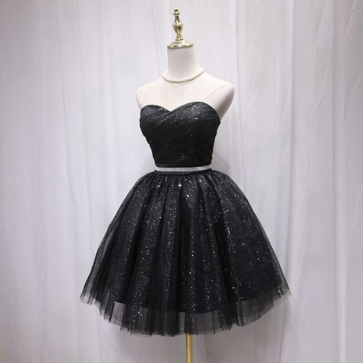 Short Dresses For Prom Black, Black Short Ball Gown Dress, Black Short Tulle Dress, Black Tulle Prom Dress Short, Black Shining Dress, Prom Dress Black Short, Prom Outfits Short, Best Prom Dresses Short, Prom Dresses Black Short