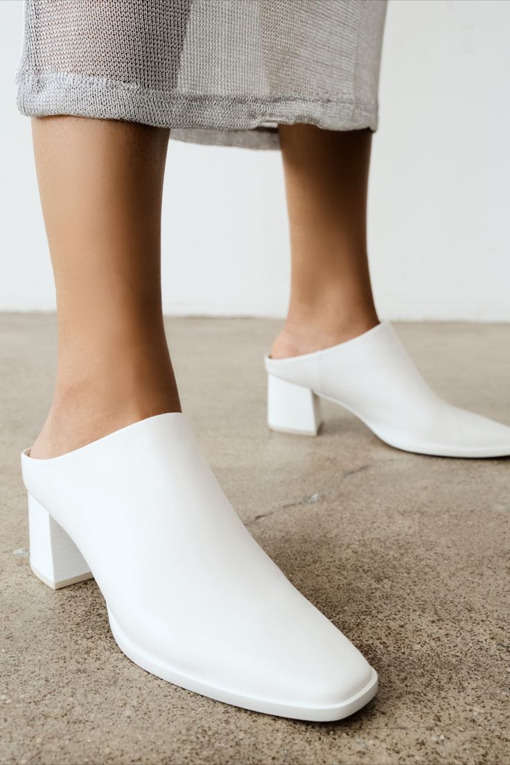 Craftsmanship at Its Best: Jolene's Nappa Leather and Thick Welt Slip On Mules, 2 Inch Heels, Shoe Game, Nappa Leather, Leather Heels, Step Up, Mule, White Leather, Fashion Games