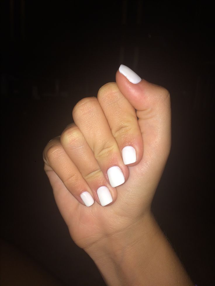 Really Short White Acrylic Nails, Short White Matte Nails, Short Natural White Nails, Really Short White Nails, White Dip Powder Nails Short, White Nails At Home, Short White Nails Acrylic, White Shirt Nails, White Nails Natural