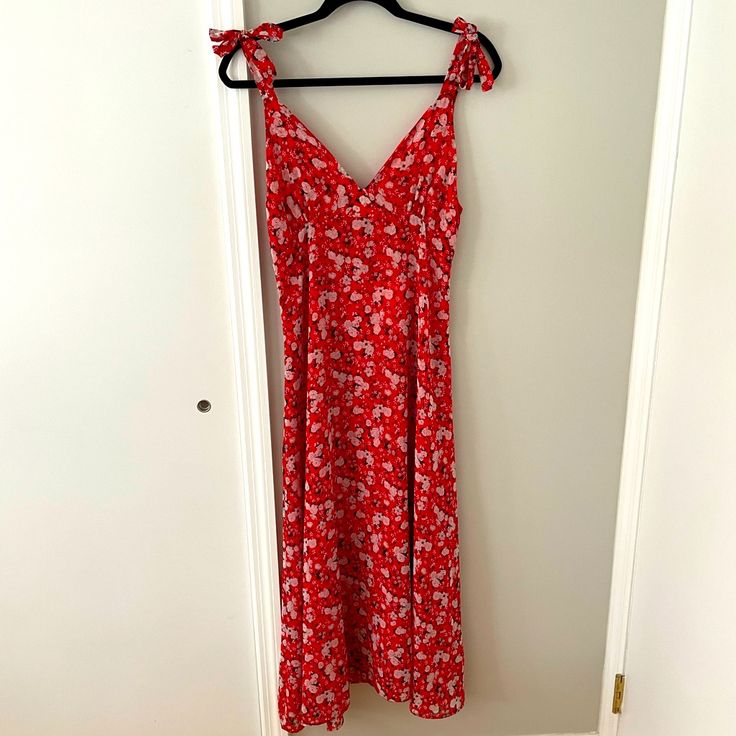 Nwt Zara Midi Dress, Never Worn Except To Try On Tie-Sleeves ***Sold From A Home With A Large Dog, May Have A Stray Dog Hair On It ***Smoke-Free Home Casual Red Midi Dress For Brunch, Zara Spring Holiday Dresses, Zara Holiday Dresses For Spring, Zara Dresses For Spring Holiday, Red V-neck Midi Sundress, Zara Summer Holiday Dresses, Zara Red Dress For Day Out, Red A-line Midi Dress For Brunch, Zara Red Floral Print Midi Dress