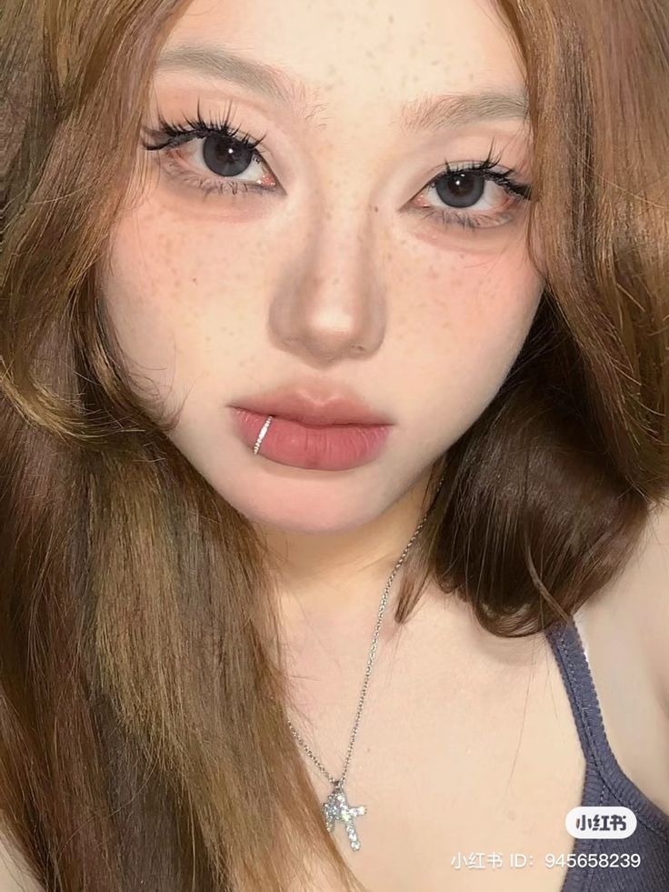 chinese // douyin makeup Chinese Douyin Makeup, Chinese Douyin, Makeup Douyin, Acubi Style, Douyin Makeup, Piercing Inspo, Ulzzang Makeup, Cute Makeup Looks, Lip Piercing