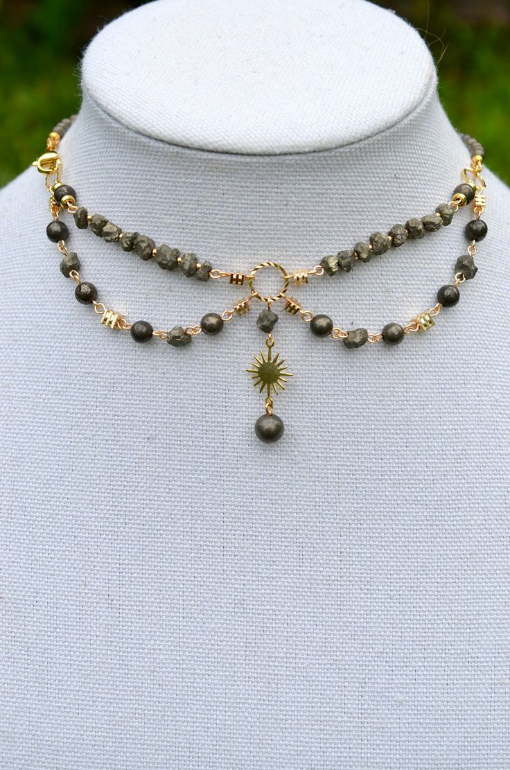 One of a kind pyrite healing choker necklace with shiny gold celestial details. Made with 14k gold elements that will last. Message me for custom sizing, we are size inclusive! Witchy Beaded Jewelry, Necklace Making Ideas, Diy Choker Necklace, Ethereal Jewelry, Diy Choker, Whimsical Necklace, Choker Jewellery, Cottagecore Jewelry, Diy Collier