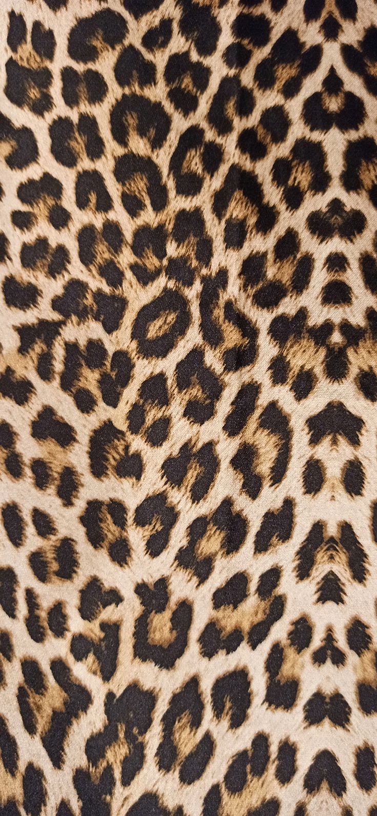 Luxury Brand New fashion Upholstery Velvet Fabric Animal pattern brown-beige-gold shades printed velvet fabric for upholstering furnitures , making curtains, designing pillows and cushions or what you need. Medium weight and non-stretchy high quality upholstery printed velvet fabric. This listing is for 1 piece swatch / sample fabric * For fabric by the yard please visit below https://www.etsy.com/listing/891226550/luxury-animal-pattern-black-bronze?ref=listings_manager_grid ** For same fabric p Fur Upholstery Fabric, Animal Print Pattern Texture Fabrics, Animal Print Upholstery, Background Pics, Leopard Fabric, Printed Velvet, Beautiful Background, How To Make Curtains, Fabric Animals