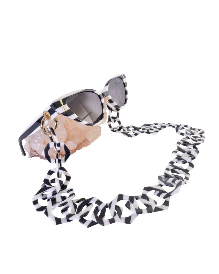 Make a statement: acetate sunglass chain to mix or match Included: Attach directly to our sunglasses via 24k gold plated hoop Attach to any other brand sunglasses via gold hoop combined with traditional rubber attachment Each Link has a 35 mm diameter Luxury Anti-reflective Shield Sunglasses, Gold Cart, Modern Acetate Shield Sunglasses, Luxury Acetate Shield Sunglasses, Brand Sunglasses, Modern Multicolor Anti-reflective Shield Sunglasses, Luxury Blue Anti-reflective Shield Sunglasses, Astral Plane, Moon Dust