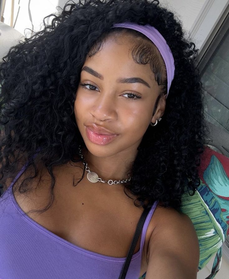 Curly Hair Headband, Diy Hair Wig, Pretty Dark Skin, Colored Curly Hair, Cute Box Braids Hairstyles, Beautiful Curly Hair, Natural Curls Hairstyles, Big Nose, Curly Girl Hairstyles