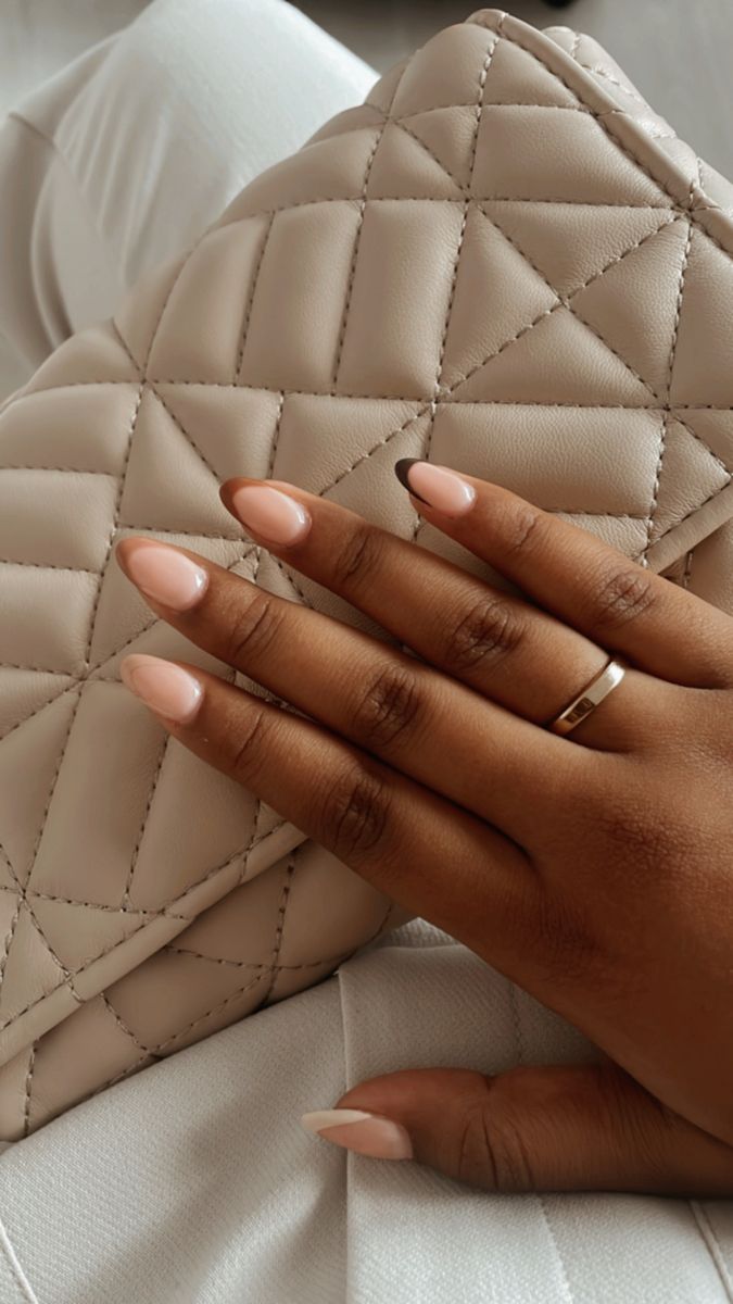 Nail Ideas For Dark Skin Tone, Neutral French Nails, Nails For Black Skin, Almond Neutral Nails, Maintenance Week, Nail Aesthetics, Vogue Nails, Nails Inspired, Hello Nails