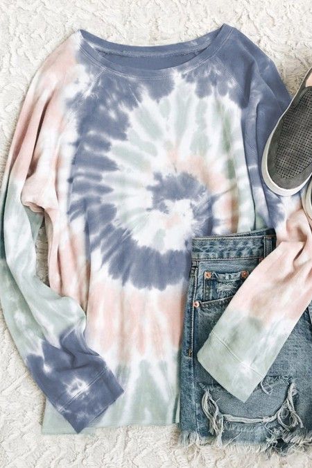 Loose Tie, Tie Dye Tops, Women Tie, Autumn T Shirts, Tie Dye Long Sleeve, Tie Dye Sweatshirt, Tie Dye Designs, Sweatshirt Women, Tie And Dye