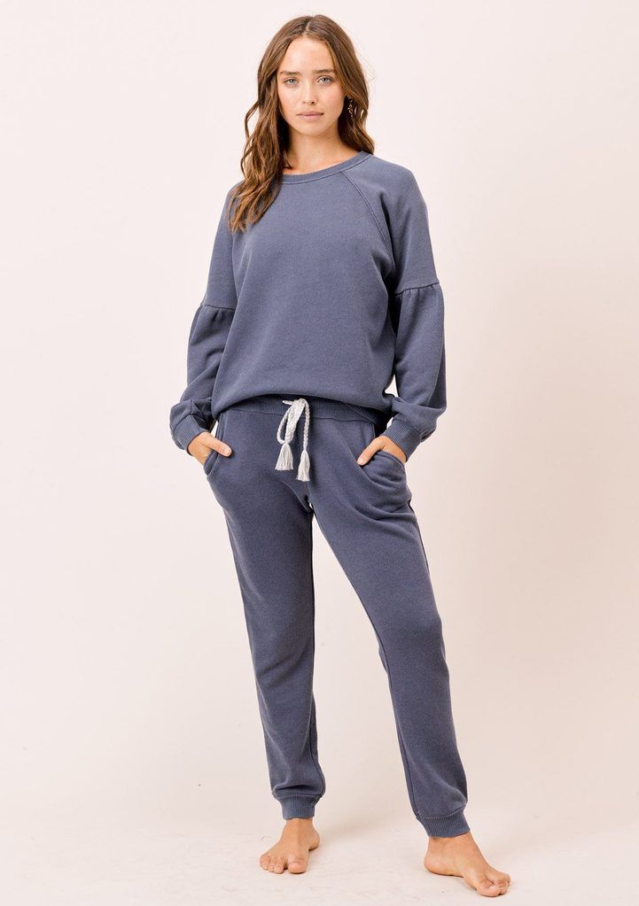 Raglan Volume Sleeve Sweatshirt | LOVESTITCH Cozy Relaxed Fit Soft-washed Sweats, Super Soft Relaxed Fit Sweats, Soft Texture Sweats For Fall Loungewear, Oversized Raglan Sleeve Sweatshirt For Loungewear, Fall Raglan Sleeve Sweatshirt For Loungewear, Super Soft Sweatshirt For Fall Lounging, French Terry Crew Neck Sweats For Loungewear, French Terry Sweats For Loungewear, Comfortable French Terry Sweats For Loungewear