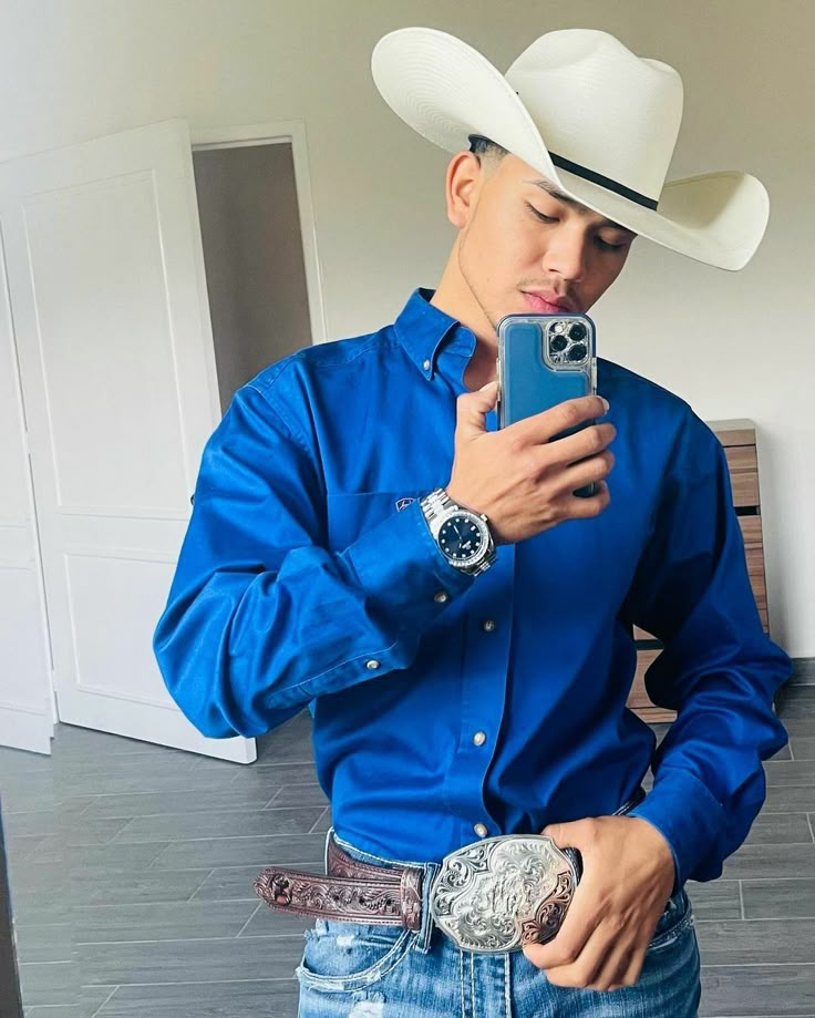 Mexican Cowboy Outfit Men, Vaquero Guys, Jaripeo Outfits Men, Mexican Cowboy Outfit, Men Country Outfits, Men Cowboy Outfits, Vaquero Outfit Mexican Men, Cowboy Outfit Men, Country Boy Outfits