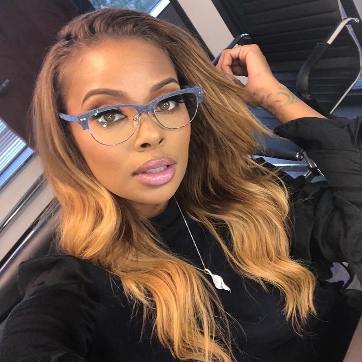 Eva Marcille, Hairstyles With Glasses, Cute Glasses, Fashion Eye Glasses, Stylish Glasses, Favorite Hairstyles, Makeup For Black Women, Girls With Glasses, The Tea