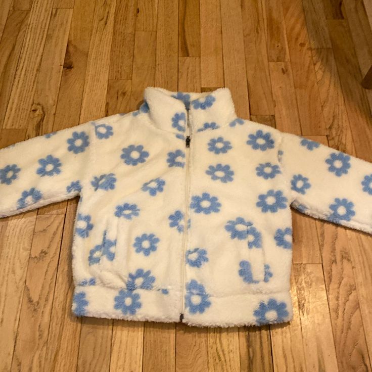 Fuzzy, Brand New (Never Worn), Soft, Warm Cute Fleece Outerwear For Winter, Cozy White Fleece Jacket For Spring, Cute White Outerwear With Fleece Lining, Cute Warm White Outerwear, Warm White Outerwear For Spring, Blue Warm Long Sleeve Outerwear, Warm Blue Long Sleeve Outerwear, Cute Blue Outerwear For Fall, Blue Cozy Fit Long Sleeve Outerwear