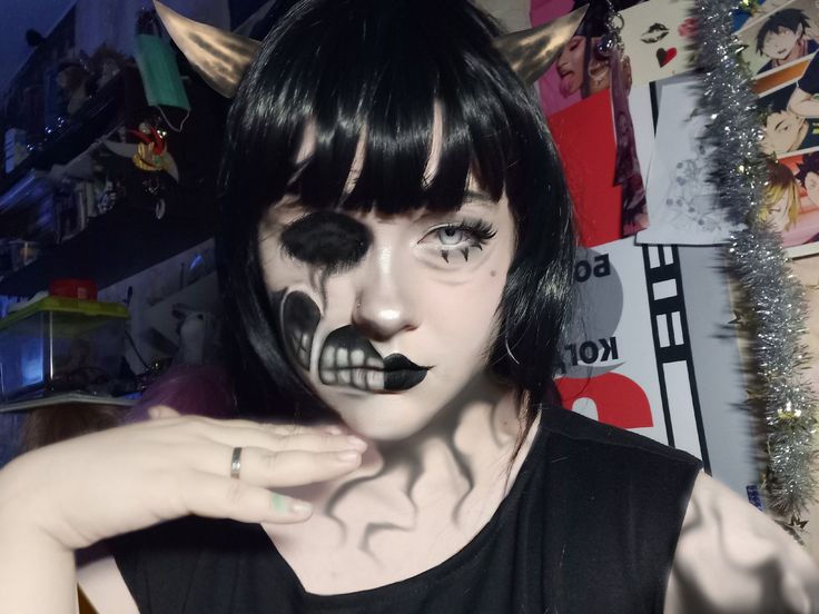 Alice Angel Makeup, Alice Bendy And The Ink Machine, Bendy And The Ink Machine Cosplay, Alice Angel Costume, Batim Cosplay, Alice Angel Cosplay, Angel Cosplay, Easy Cosplay Ideas, Angel Makeup