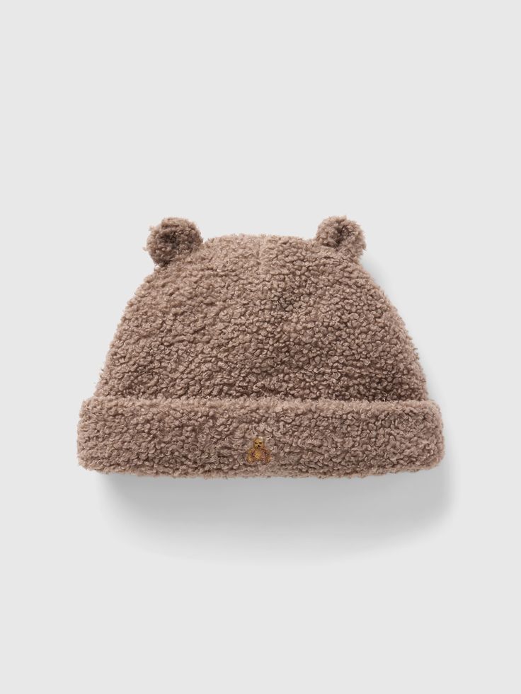 Soft Sherpa hat.  Bear appliques at top.  Embroidered Brannan Bear at front rim.  Jersey lining.  For more fit and sizing info, check out our Size Chart. Sherpa Hat, Plymouth Rock, Bear Hat, Brand Collaboration, Family Event, Toddler Shoes, Brown Bear, Toddler Gifts, Plymouth