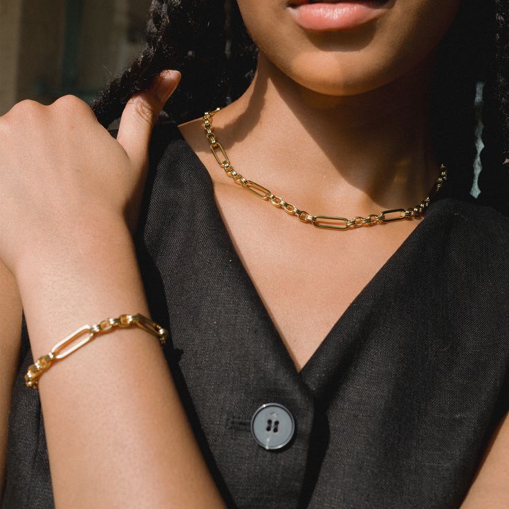 Meet the instant classic: The Penelope Trombone Chain Bracelet, a vintage-inspired three-and-one-link chain. Featuring a seamless carabiner clasp, it's perfect for adding charms to curate your custom piece. Heavily gold-plated, this bracelet is a great piece to add to your daily rotation and is perfect for layering with other bangles, cuffs, and chain bracelets. Heavy gold plate over brass 6.75" Nickel- and lead-free Gemstone Earrings Gold, Smokey Topaz, Gold Gemstone Ring, Chain Bracelets, Statement Drop Earrings, Charm Necklaces, A Perfect Circle, Bar Bracelets, Trombone