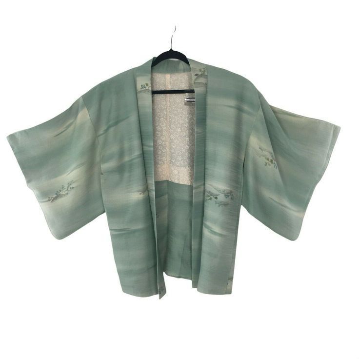 Fem Xiao, Geo Archon, Vintage Kimono Jacket, Flannel Robe, Green Kimono, Everyday Fashion Outfits, Short Jacket, Textured Fabric, Green Fabric