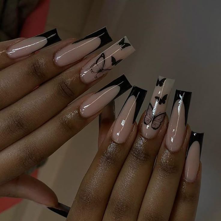 Ongles Bling Bling, Black Acrylic Nail Designs, Nagellack Trends, Black Acrylic Nails, Long Acrylic Nail Designs, Cute Acrylic Nail Designs, Short Square Acrylic Nails, Dope Nail Designs, Long Acrylic Nails Coffin