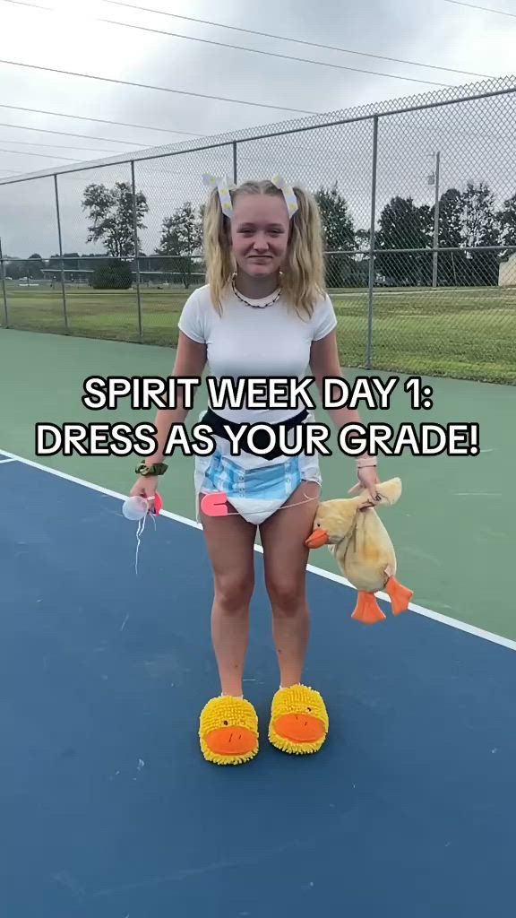 Spirit Day Ideas, Student Council Ideas, Spirit Week Ideas, Senior Year Fun, School Spirit Week, School Spirit Days, Spirit Days, Spirit Week Outfits, High School Memories