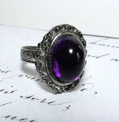 Mood Ring. One of the many I had. Purple Rings Aesthetic, Purple Ring Aesthetic, Whimsigoth Rings, Ring Color Chart, Mood Ring Color Meanings, Enchanted Ring, Mood Ring Colors, Mood Rings, Purple Rings