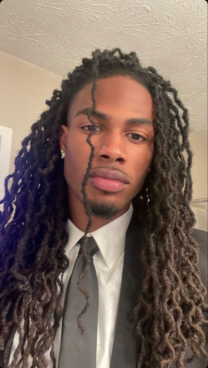 Black Guy Face Claim Dreads, Black Man Long Hair Styles, Long Black Hairstyles For Men, Different Types Of Dreadlocks, C Shape Loc Parts, Black Masc Hairstyles, Long Dreadlocks Men, Black Men With Afros, Gay Hairstyles For Long Hair