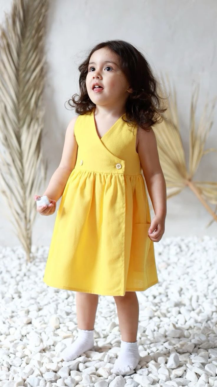 Summer Frocks For Kids, Frock Designs For Girl Kids, Baby Frocks Designs Summer, Baby Girls Frock Design, Frock Designs For Girl, Kids Dress Collection, Sewing Baby Clothes