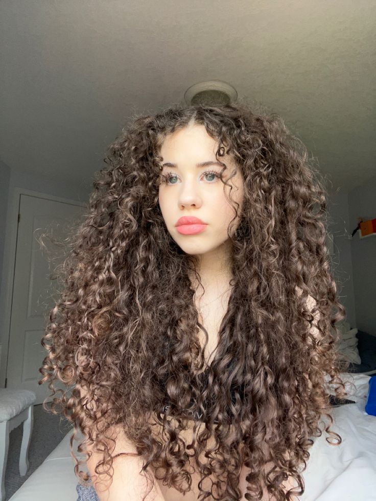 Curly hair
Blue eyes Curly Hair And Blue Eyes, Curly Hair Blue Eyes, Dark Brown Curly Hair, Curly Hair Inspo, Girl With Green Eyes, Brown Hair Blue Eyes, Brown Curly Hair, Curly Hair Women, Dark Blonde