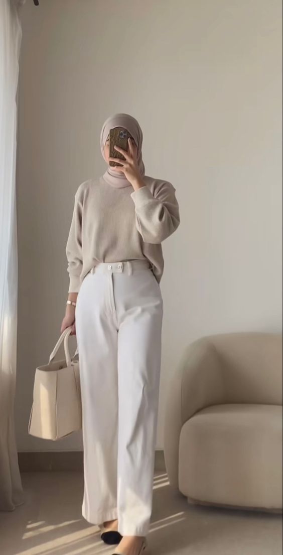 Elegant Outfit Casual Classy Hijab, Casual Outfit For Hijab Women, Hijab Fashion Elegant, Modest Office Outfits Hijab, Work Outfit Hijab Office Wear, Elegant Outfit Hijab Ideas, Elegant Outfits Hijab, Hijab Outfit Work Offices, Business Casual Hijab