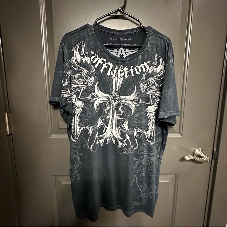 The Shirt Is Kinda Withered A Little At The Hems (Look At Pictures For Examples) And The Texture Of It Feels Kinda Like A Sport Shirt Black Affliction Shirt, Bleached Clothing, Custom Shirt Ideas, Affliction Shirts, Affliction Clothing, Emo Shirts, Affliction Shirt, Matching Clothing, Bleached Shirt