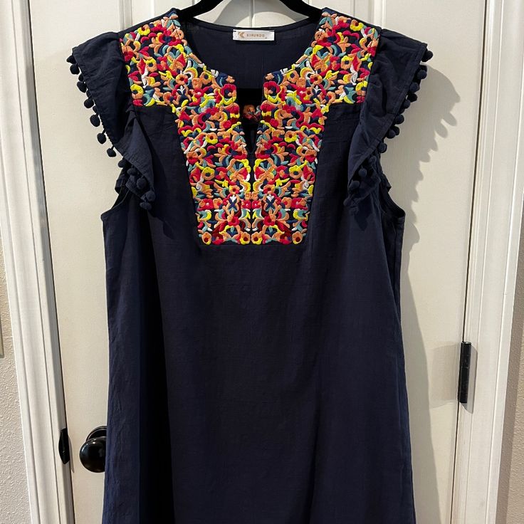 Nwot Love This Dress But It Just Doesn’t Fit. I Missed The Return Window So I Was Unable To Return When I Tried It On Smoke Free Home Navy V-neck Vacation Dress, Navy Sleeveless Dress For Vacation, Navy Short Sleeve Dress For Vacation, Red Linen Dress, Amazon Dresses, Boho Midi Dress, Chic Fall Outfits, Ruffle Midi Dress, Midi Sheath Dress