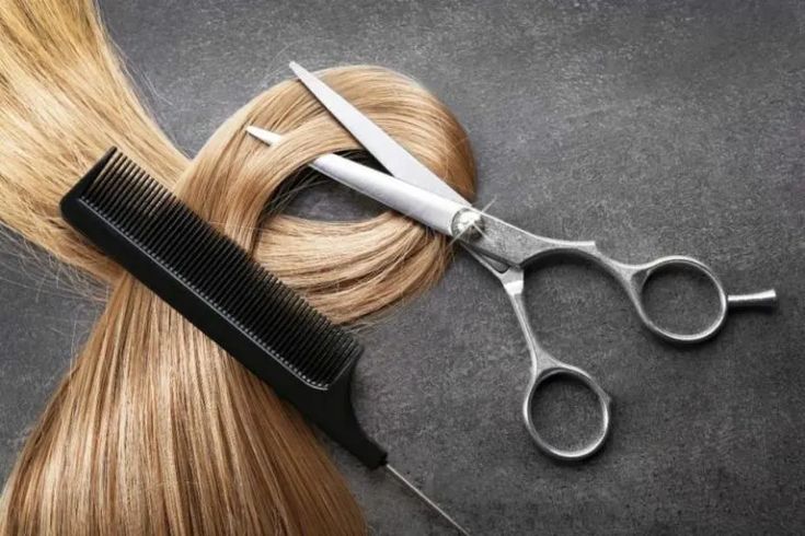 How to Use Hair Extensions for More Volume How To Cut Your Own Hair, Hair Shears, Best Hair Salon, Professional Hairstylist, Voluminous Hair, Hair Shows, Hair Sticks, Hair Piece, Bobs Haircuts