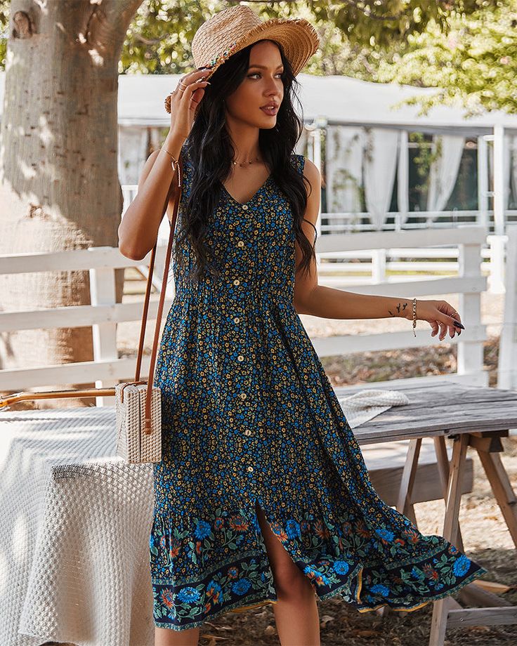 Floral Print Maxi Dress has us dreaming of sunny days outdoor lunch with family and friends. *Material: 100% Viscose *The dress has two side pockets *Elastic waist for better fit with Side Pockets * Front Buttons are NOT functional *Machine Wash Cold Gentle, with like colors *Tumble Dry Low remove promptly after dry, Iron Low for best result True to size - Size Guide ( Please message me if you are not sure which size to select) S - Bust 36.61" , Length 44.49", Hem 90.94" M - Bust 38.19" , Length Blue Floral Print Dress, Summer Beach Dress, Dress Bohemian, Printed Skirt, Boho Floral Dress, Floral Print Maxi Dress, Midi Dress Summer, Weekend Outfit, Bohemian Dress