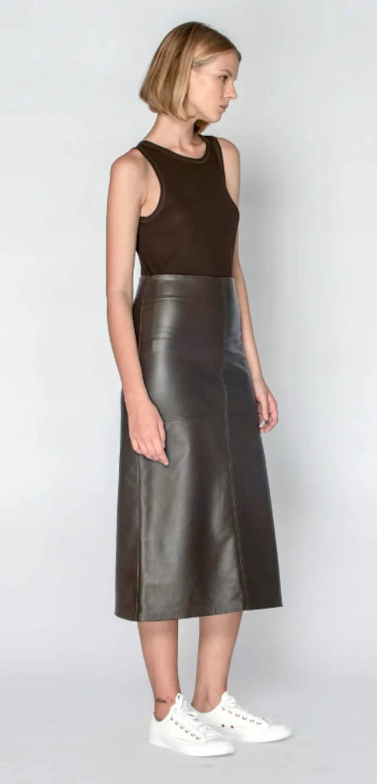 Long Leather Classy Women Skirt – Boho Living Room Long Leather Skirt Outfit Winter, Long Leather Skirt Outfit, Leather Skirt Outfit Winter, Womens Leather Skirt, Long Leather Skirt, Brown Leather Skirt, Leather Skirt Outfit, Leather Trend, Leather Skirts