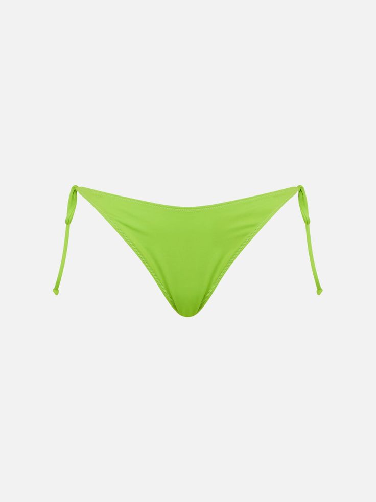 Woman swim briefsLime green plain colorRegular waist slipAdjustable side stringsRegular fitComposition: 90% Polyamide 10% ElastaneCare instructions: Cold hand wash. Do not soak. Do not iron. Do not dry off in contact with other garments. Rinse after contact with chlorine or salt water Green Plain, Saint Barth, Swim Brief, Marine Serre, Salt And Water, Luxury Shop, Island Life, Card Holder Leather, Accessories Branding