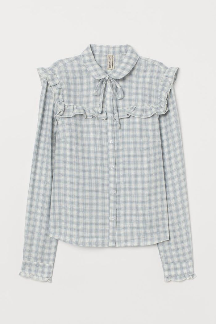 6 H&M Items I'm Buying to Look Like a French Girl | Who What Wear Essential Tops, Korean Blouse, Frill Blouse, Ruffled Blouse, Fashion Tops Blouse, Muslim Fashion Outfits, Outfits 2023, Tops Blouse, Oversized Blouse