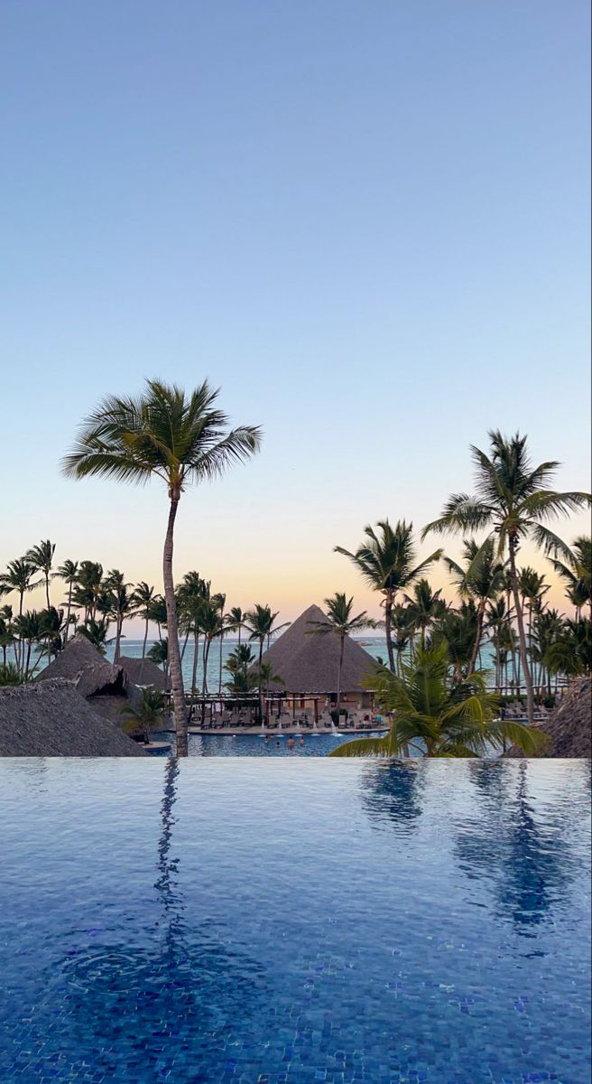 palm trees sunset sunrise pretty sky beach ocean Dominican Republic Punta Cana infinite pool infinity pool palm trees water island blue coconut girl instagram story idea Punta Cana Snapchat, Travel Punta Cana, Punts Cana Aesthetic, Punta Cana Dominican Republic Aesthetic, Sunset With Beach, Punta Cana Aesthetic, Punta Cana Pictures, Infinite Pool, Punta Cana Vacation