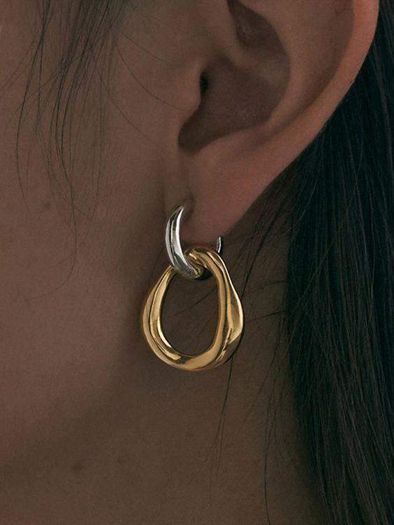 Original Creation Geometric Earrings Accessories GOLD-One_size Golden Earrings Aesthetic, Hoop Earrings Aesthetic, Earrings Aesthetic, Mixed Metal Jewelry, Chic Earrings, Dope Jewelry, Earrings Accessories, Jewelry Lookbook, Jewelry Photography