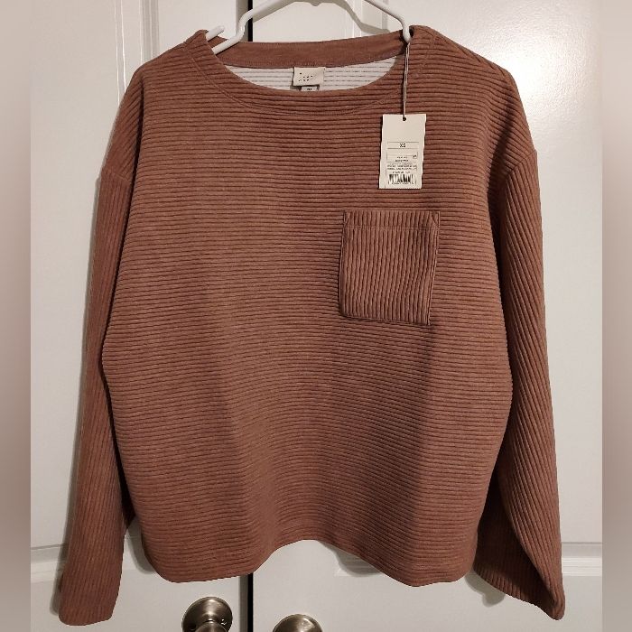 Oversized. Very Soft. So Comfortable. Great For All Occasions. Oversized Brown Sweatshirt For Spring, Baby Blue Sweater, Chunky Cable Knit Sweater, Marled Sweater, Long Sleeve Pullover Sweater, Drop Shoulder Sweaters, Womens Crewneck, Pullover Sweater Women, Chunky Knits Sweater