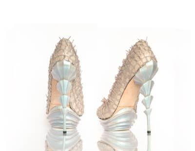 Little Mermaid Wedding Dress, High Heels Aesthetic, Mermaid Heels, Little Mermaid Wedding, Mermaid High, Bride Ideas, Heels Aesthetic, White Wedding Shoes, Perfect Wedding Dress