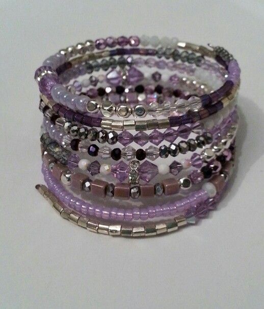 Purple memory wire bracelet Wire Wrap Bracelets, Memory Bracelet, Memory Wire Jewelry, Memory Wire Wrap Bracelets, Wire Jewelry Rings, Beaded Memory Wire Bracelets, Wire Diy, Beaded Memory Wire, Easy Jewelry