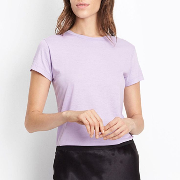 Nwt $75 Vince Women's Boy Pima Basic Tee Shirt Top Lilac Size S, M New With Tags Size : S(Us 2), M(Us 4) Short Sleeve, Crew Neck Pima Cotton Imported Machine Wash All The Sales Are Final. I Sell Perfect Condition Items Only. If You Have Any Questions, Please Feel Free To Contact Us. Fitted Lavender Short Sleeve Top, Basic Shirttail Hem Tops, Fitted Cotton Lavender Tops, Fitted Lavender Cotton Tops, Basic Lavender Cotton Top, Casual Lavender Tops For Everyday, Lavender Crew Neck Basic Top, Basic Lavender Crew Neck Top, Lavender Tops For Everyday Spring Wear