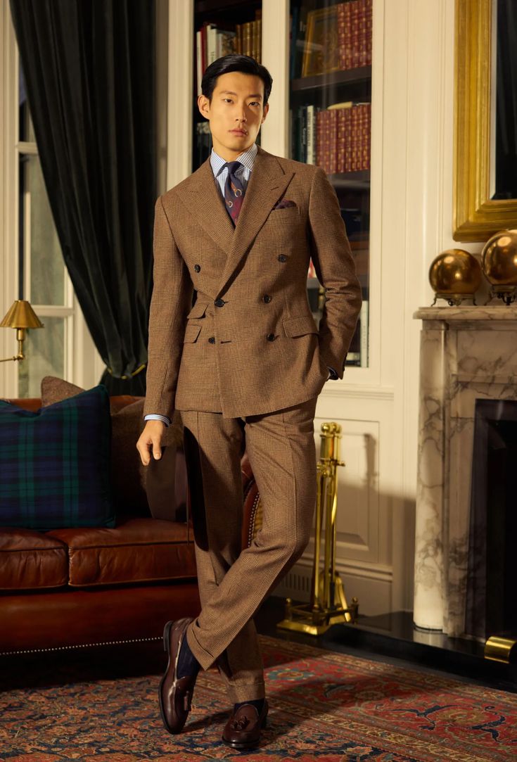 Mens Tailored Suits, Ralph Lauren Purple Label Men, 2024 Menswear, Ralph Lauren Suits, Ralph Lauren Fall, Suits Men Business, Classy Suits, Classy Outfits Men, Ralph Lauren Menswear