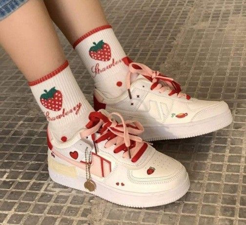 Y2k Aesthetic Fashion, Dr Shoes, Pretty Shoes Sneakers, Kawaii Shoes, As Pictures, Cute Sneakers, Cute Nike Shoes, Cute Nikes, Aesthetic Shoes