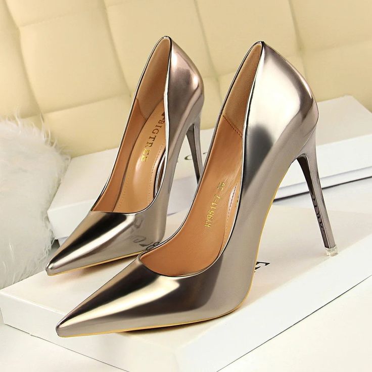 Patent Leather Metal Heel Women Pumps – Premiwear.com Gold Sparkly Shoes, Sepatu Pump, Low Heels Wedding, Hak Tinggi, Office Shoes Women, Silver High Heels, Sparkly Shoes, Basic Heels, Super High Heels