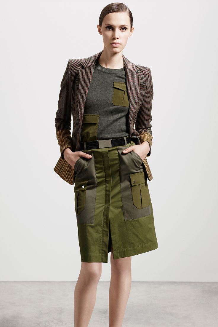 Altuzarra Pre-Fall 2015 - Collection - Gallery - Style.com Military Inspired Fashion, Military Chic, Military Looks, Fall 2015 Style, Pocket Sweater, Pre Fall Collection, Olivia Wilde, Safari Style, Runway Looks