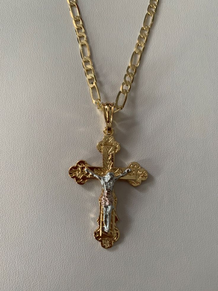 Gold Plated Jesus Crucifix Cross Mexican Jewelry, Jesus Cross, Jewelry Accessories Ideas, Body Jewelry Piercing, Dope Jewelry, Jewelry Fashion Trends, Figaro Chain, Classy Jewelry, Stacked Jewelry