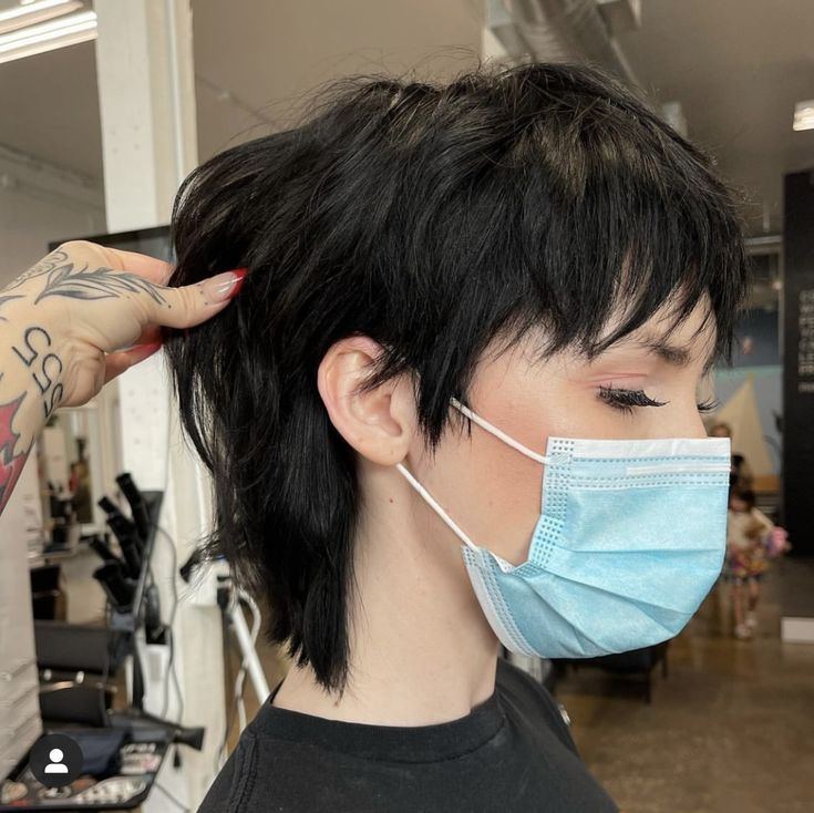 Short Mullet Hairstyles For Women, Mullets For Short Hair, 90s Shaggy Pixie, Hairstyles Mullet Short, Short Pixie Mullet Haircuts, Shaggy Faux Hawk, Short Layered Mullet Women, Short Mullet With Bangs Woman, Pixie Mullet Fine Hair